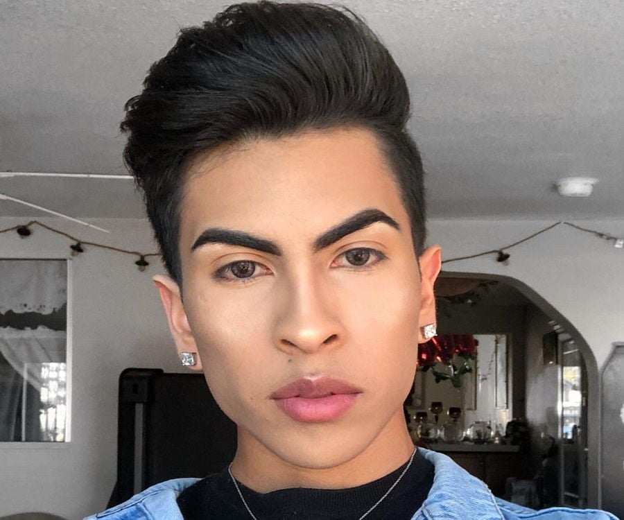 Louie Castro – Bio, Facts, Family Life of YouTuber