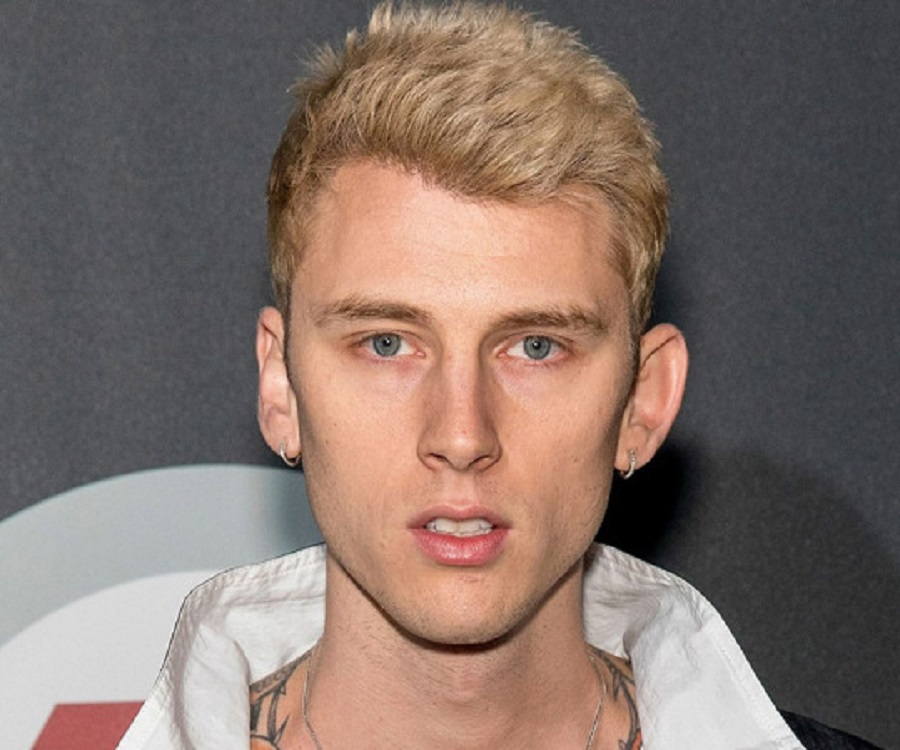 Machine Gun Kelly Biography Facts, Childhood, Family Life & Achievements