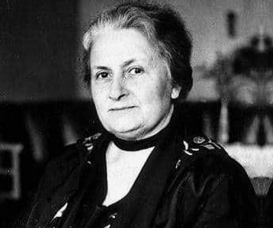 Maria Montessori Biography Facts Childhood Family Life Achievements