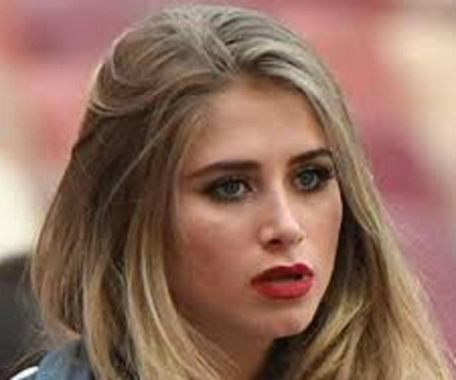 Meet Paul Pogba's Girlfriend Maria Salaues (Bio, Wiki)