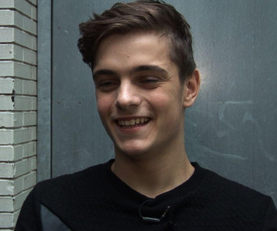 Martin Garrix - Bio, Facts, Family Life of Dutch Musician