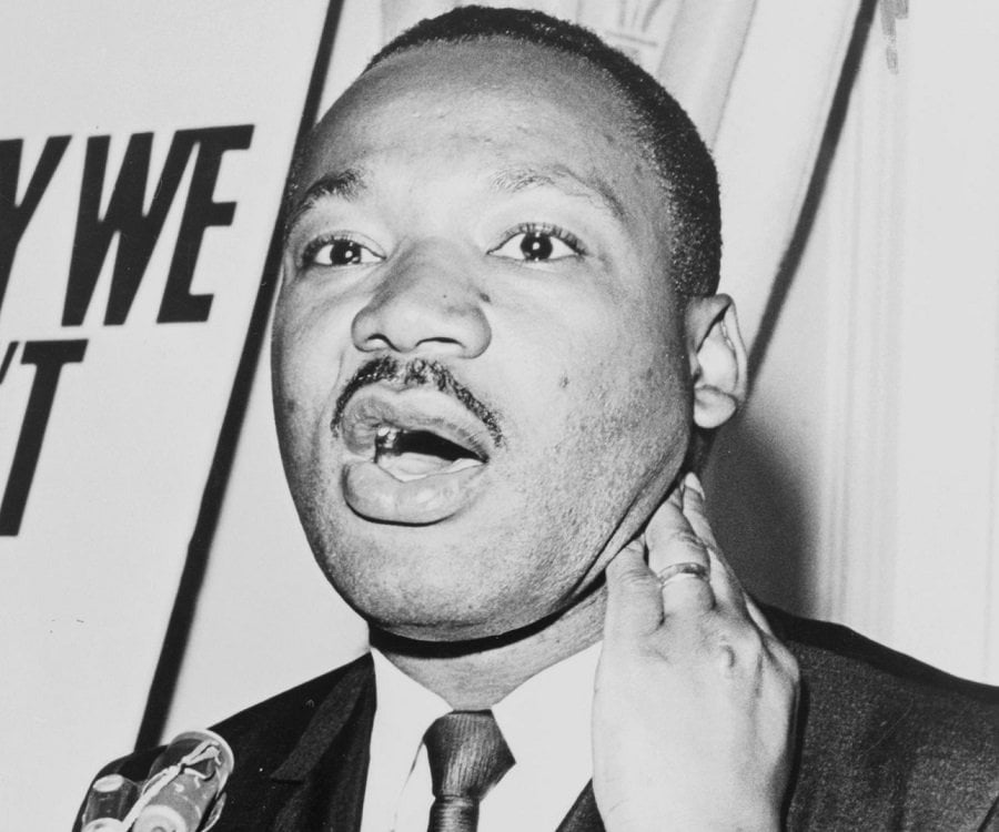 Martin Luther King Jr Biography - Facts, Childhood, Family ...