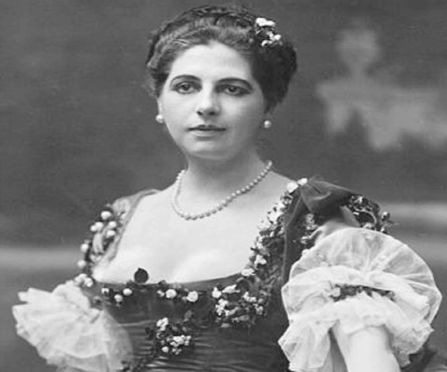 Mata Hari Biography - Facts, Childhood, Family Life & Achievements