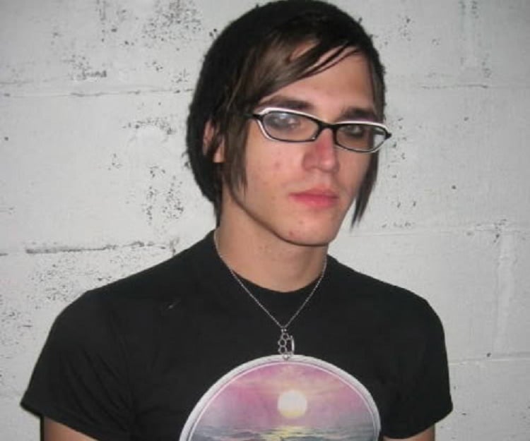 4. The Best Products for Maintaining Blonde Hair like Mikey Way - wide 4