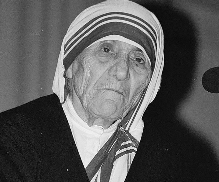 Biografi Mother Teresa Dalam Bahasa Inggris – Penggambar