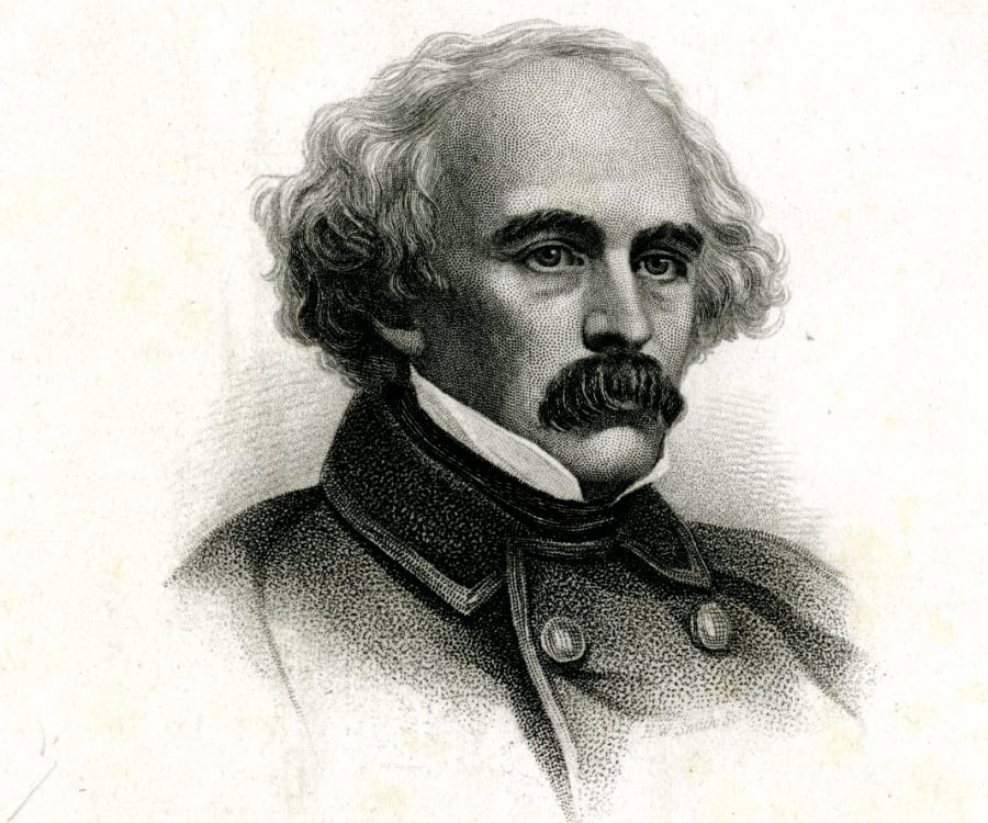 brief biography of nathaniel hawthorne