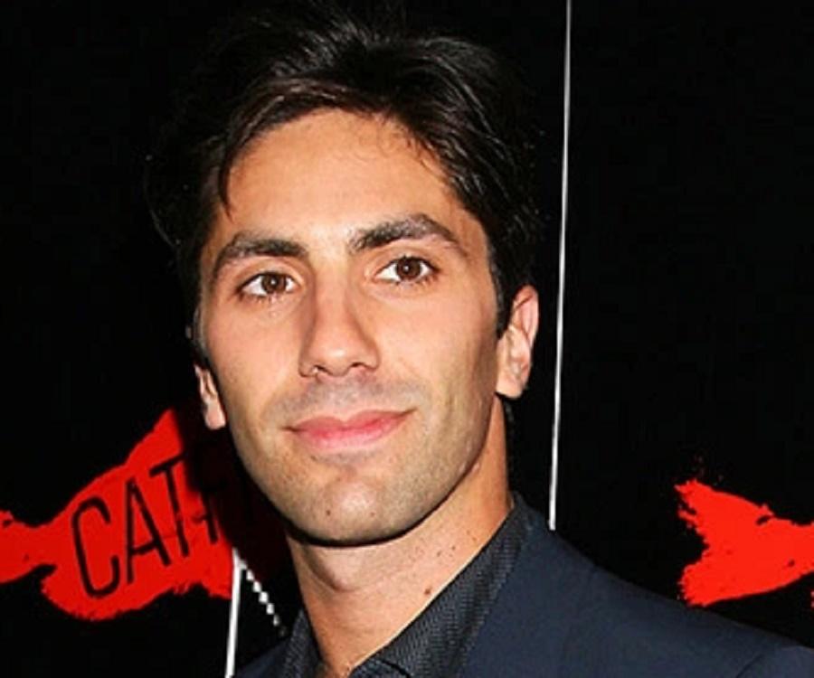 1. Nev Schulman's Blonde Hair Transformation: From Dark to Light - wide 2