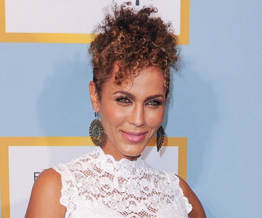 Nicole ari parker pic