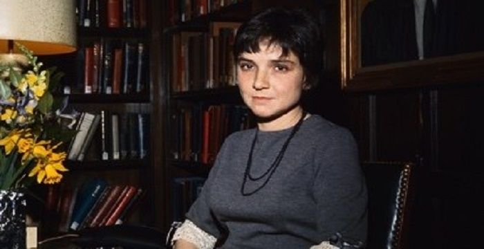 Adrienne Rich Biography - Childhood, Life Achievements 