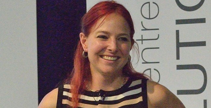 Alice Roberts Biography - Facts, Childhood, Family Life, Achievements