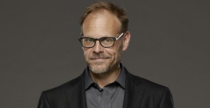 Alton Brown Biography - Childhood, Life Achievements 
