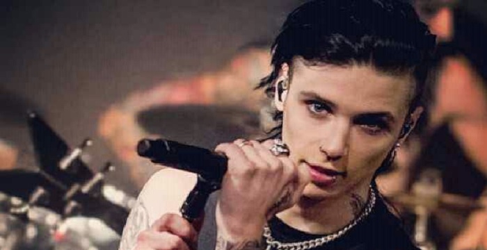 Andy Biersack - Bio, Facts, Family Life of American Rock Singer & Pianist