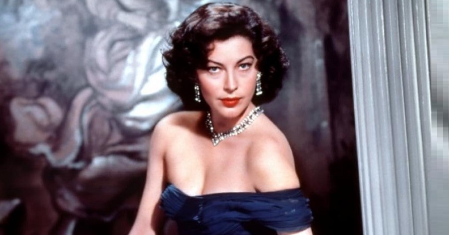 Ava Gardner Biography - Childhood, Life Achievements & Timeline