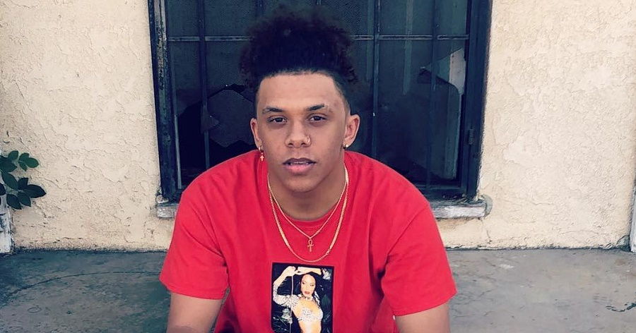 AyeYahZee – Bio, Facts, Family Life of the YouTuber