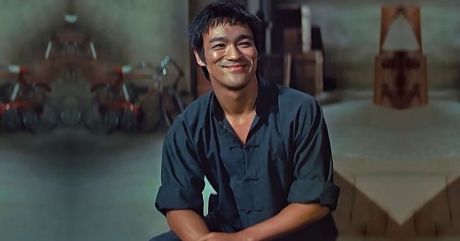 Bruce Lee Biography - Facts, Childhood, Family Life & Achievements