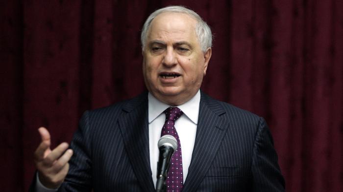 Ahmed Chalabi Biography - Childhood, Life Achievements & Timeline