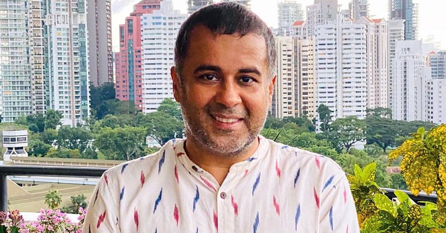 Chetan Bhagat Biography - Facts, Childhood, Family Life & Achievements