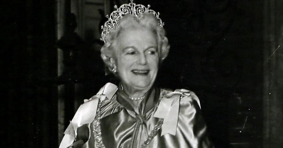 Clementine Churchill Biography – Facts, Childhood, Family, Achievements