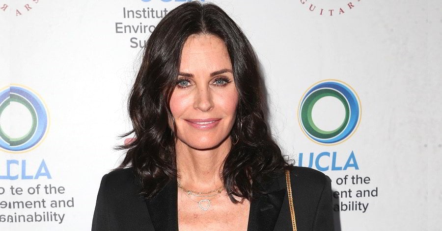 Courteney Cox Biography - Facts, Childhood, Family Life & Achievements