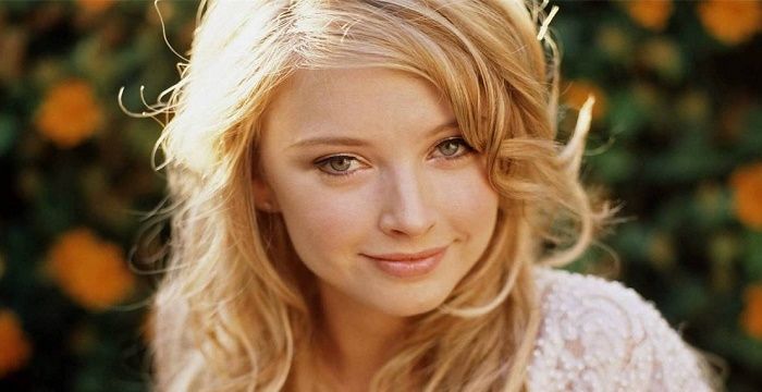 Elisabeth Harnois - Bio, Facts, Family Life of Actress