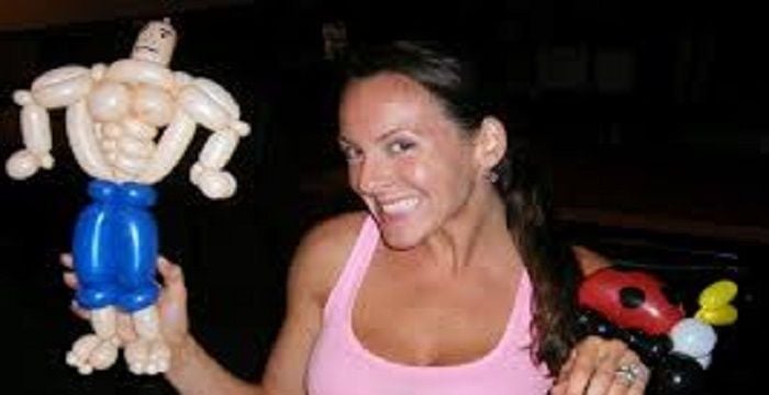 Elizabeth Huberdeau Biography - Facts, Childhood, Family Life