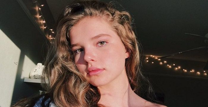 Ellie Thumann - Bio, Facts, Family Life of YouTuber