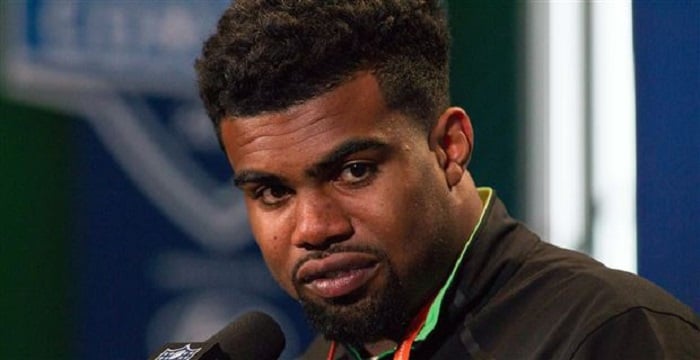 Ezekiel Elliott Biography - Facts, Childhood, Family Life & Achievements