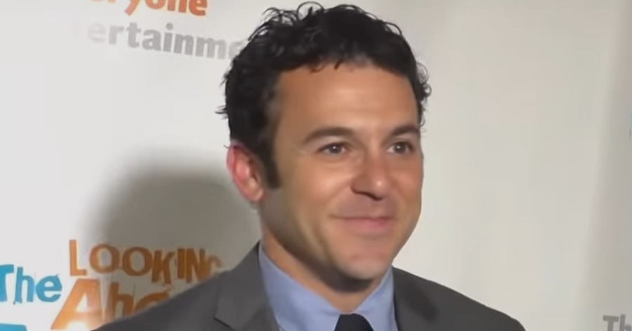 Fred Savage Biography - Facts, Childhood, Family Life & Achievements