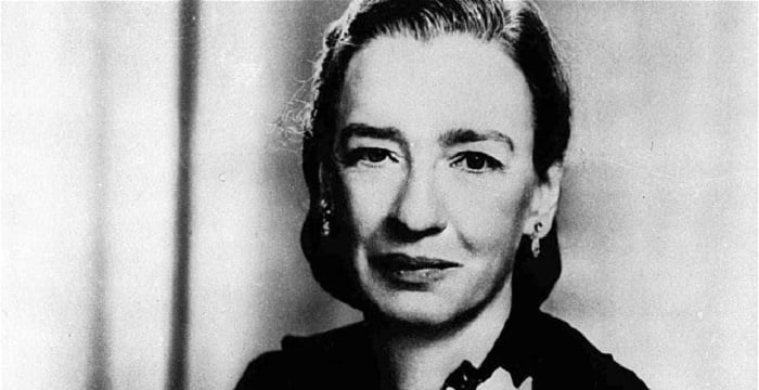 Grace Hopper Biography - Childhood, Life Achievements & Timeline