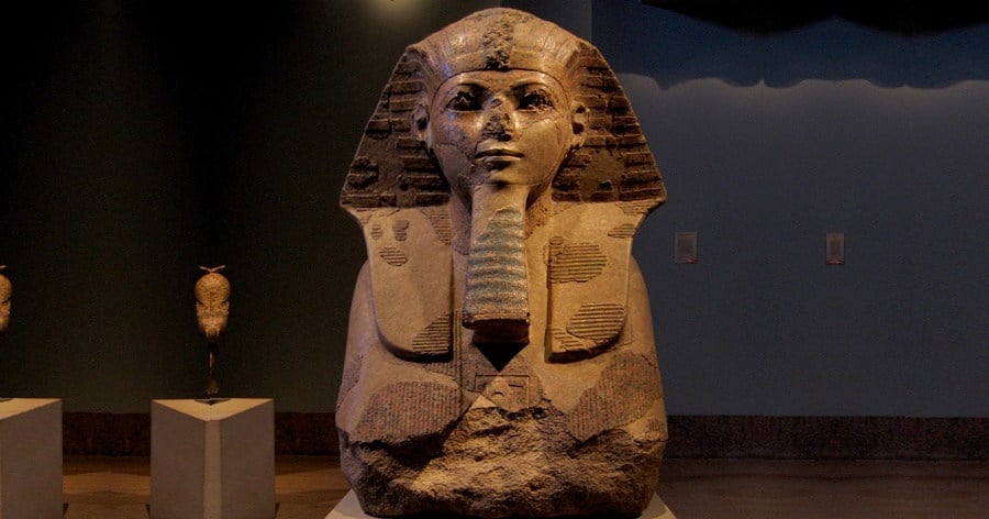 Hatshepsut Biography - Childhood, Life Achievements & Timeline