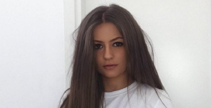 Holly H – Bio, Facts, Family Life of British Viner & Muser