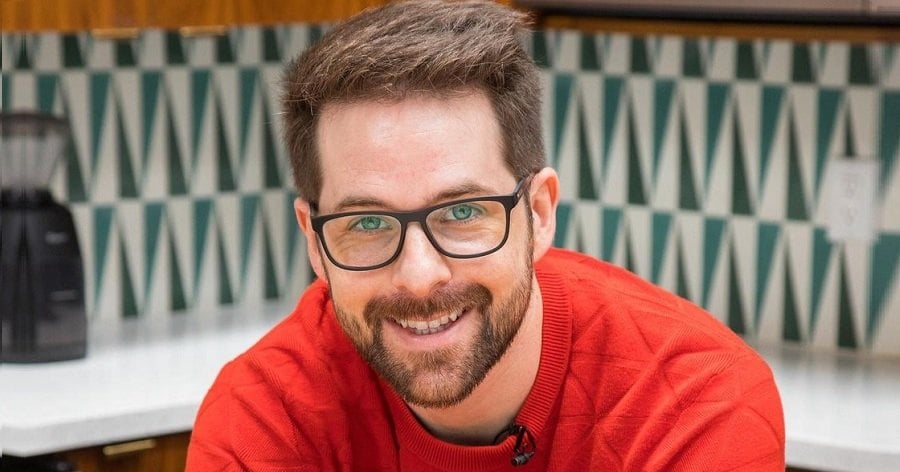 Ian Andrew Hecox – Bio, Facts, Family Life of YouTube Star & Comedian