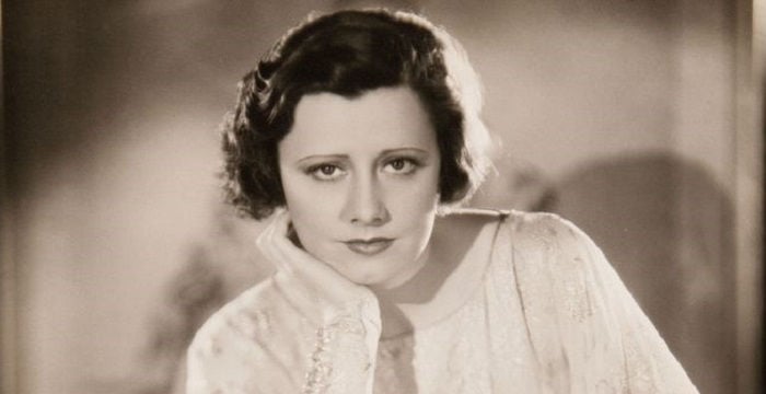 Irene Dunne Biography - Childhood, Life Achievements & Timeline