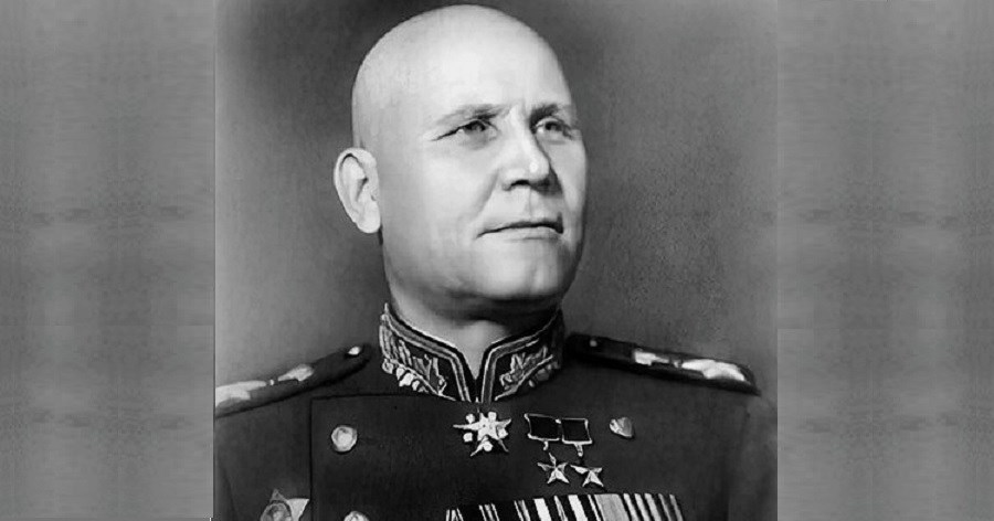Конев командующий украинским фронтом. Портрет Маршала Конева.