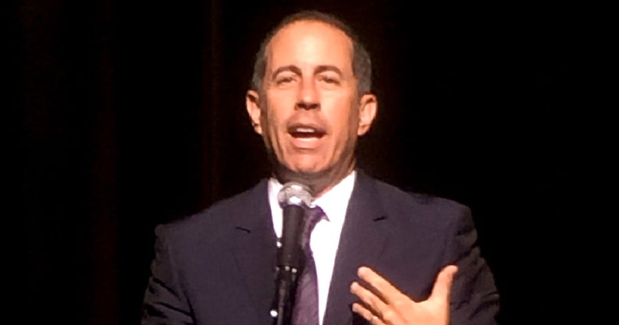 Jerry Seinfeld Biography - Childhood, Life Achievements & Timeline