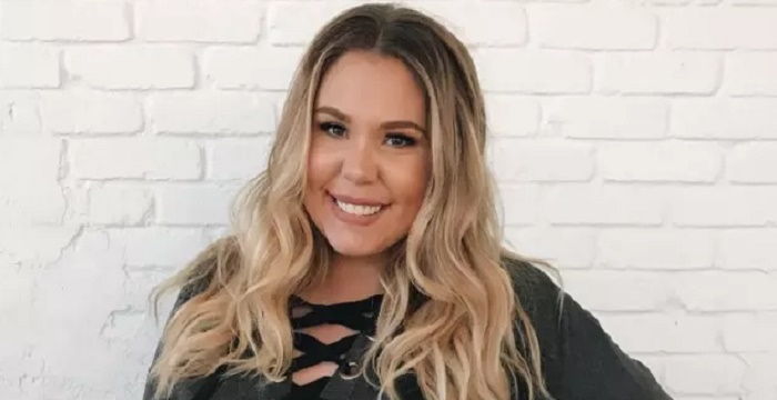 Kailyn Lowry Biography - Facts, Childhood, Family Life & Achievements