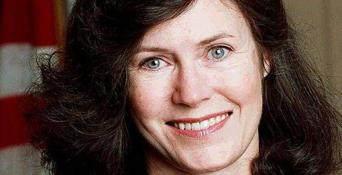 Kimba Wood Biography - Facts, Childhood, Family Life & Achievements of