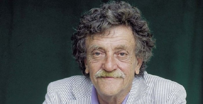 Kurt Vonnegut Biography - Childhood, Life Achievements 