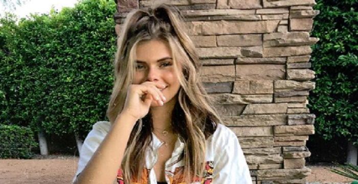 Lexi Downie - Bio, Facts, Family Life of Model