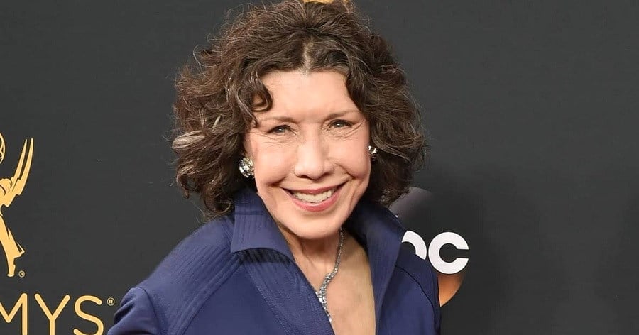 Lily Tomlin Biography - Childhood, Life Achievements & Timeline