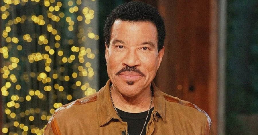 Lionel Richie Biography - Childhood, Life Achievements 