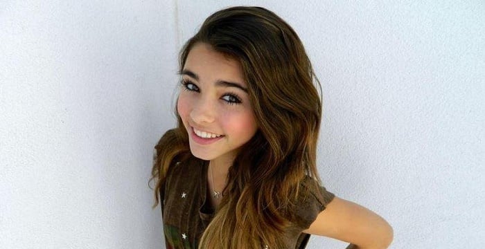 Madison Beer Biography - Facts, Childhood, Family & Achievements of Singer