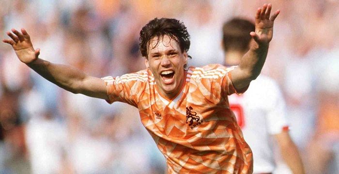 Marco Van Basten Biography - Childhood, Life Achievements & Timeline