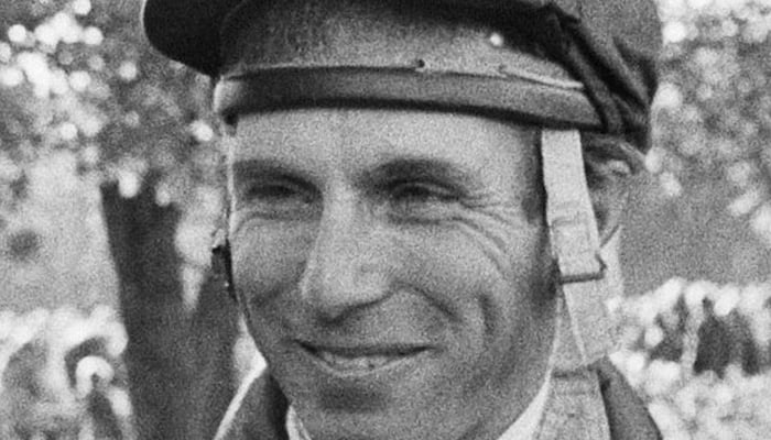Mark Phillips Biography - Facts, Childhood, Family Life, Achievements