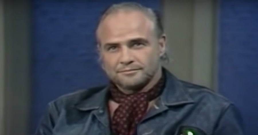 Marlon Brando Biography - Facts, Childhood, Family Life & Achievements