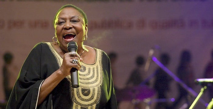 Miriam Makeba Biography - Facts, Childhood, Family & Achievements of