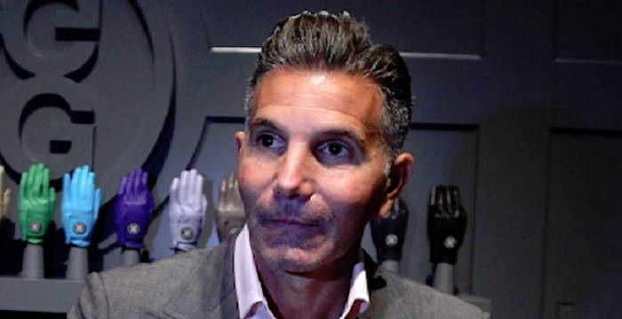 Mossimo Giannulli - Bio, Facts, Family Life of Fashion 