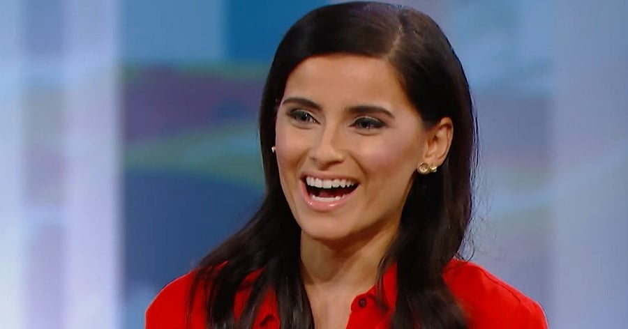 Nelly Furtado Biography - Childhood, Life Achievements 