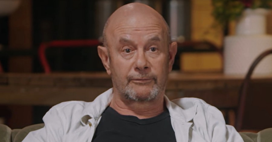 Nick Hornby Biography - Childhood, Life Achievements Nick Hornby Biography - Childhood, Life Achievements