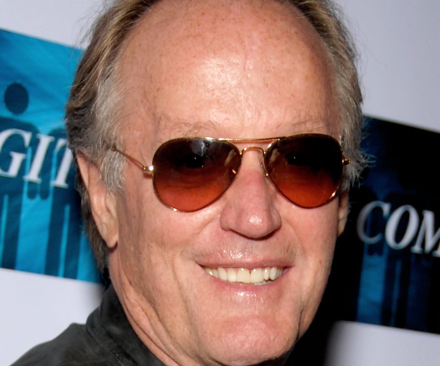 Peter Fonda Biography - Facts, Childhood, Family 